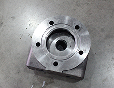 ZK6223*6/5Y 發(fā)動(dòng)機(jī)配件鉆孔